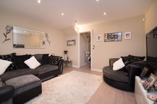 Magnolia Gardens, Mill Hill / Edgware